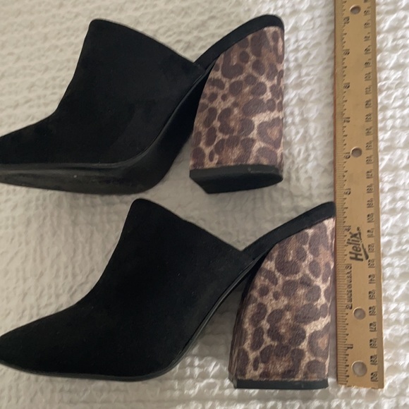 DESIGN LAB L&T | CHEETAH PRINT HIGH HEELED MULES - Picture 5 of 7